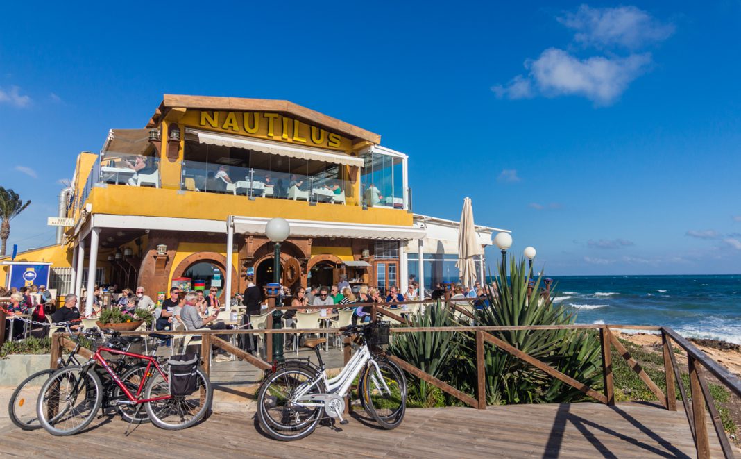 restaurante-nautilus-beautiful-food-on-the-beach-in-punta-prima