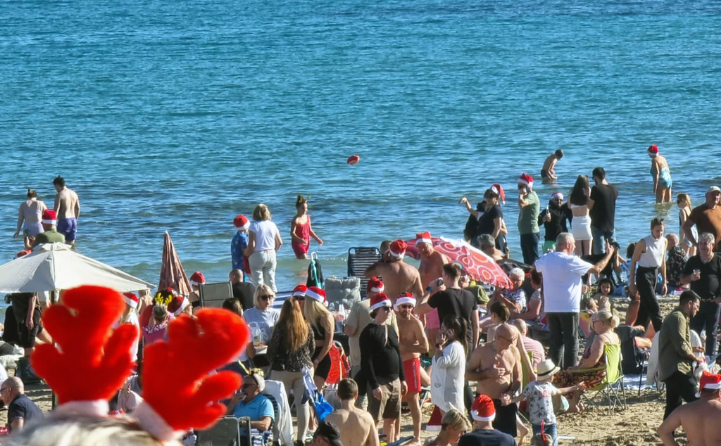 Christmas Day Beach Party in La Zenia